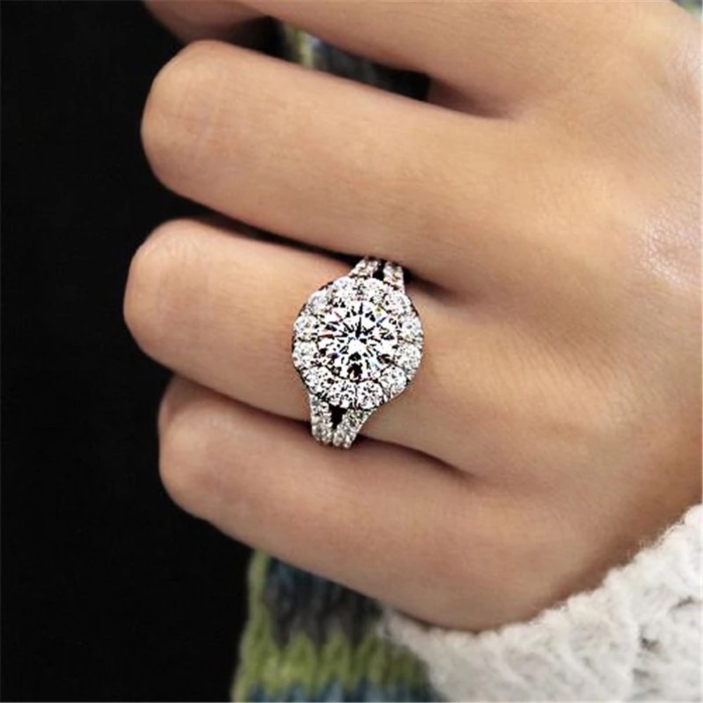 New Luxury 925 Silver Elegant Engagement Diamond Ring